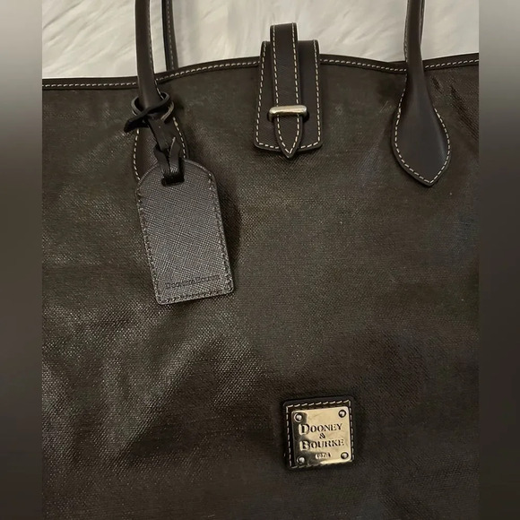 VINTAGE Dooney And Bourke brown Medium Tote. - Picture 5 of 7